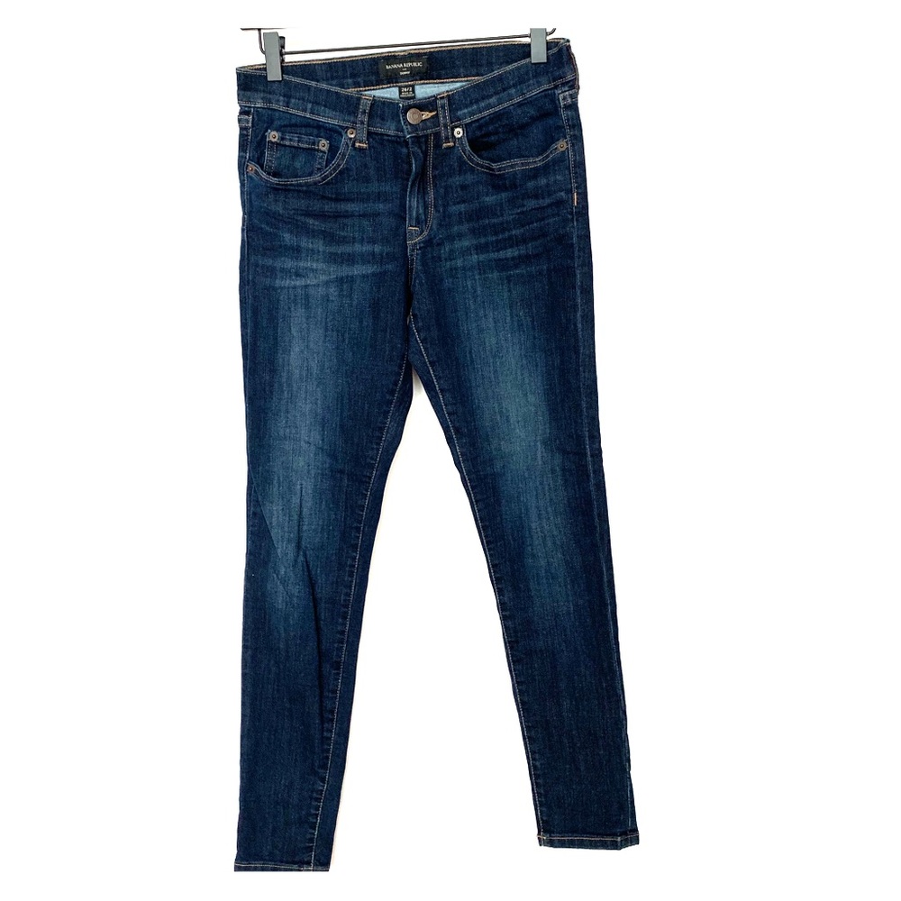 NWOT BANANA REPUBLIC Women’s denim skinny jeans.